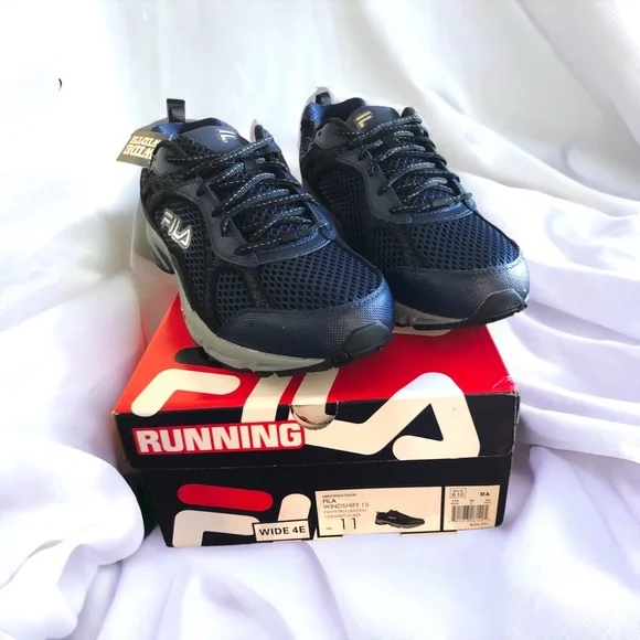 Fila | Shoes | Fila Windshift 5 Mens Running Shoes 11w Navy  display picture 1